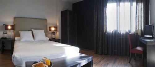 Hotel Valcarce Leon Onzonilla Exteriör bild